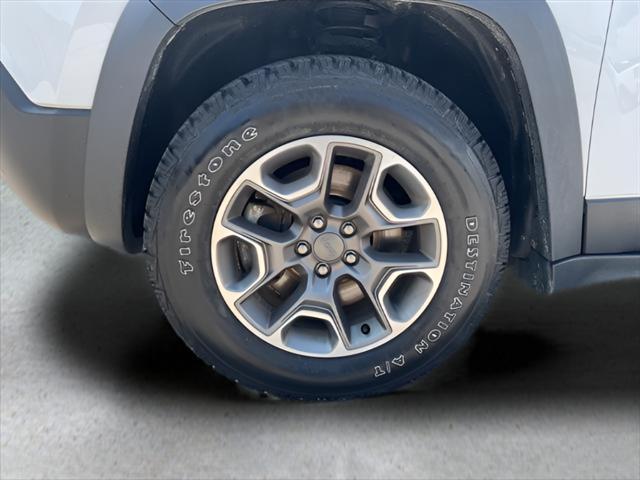 used 2022 Jeep Cherokee car, priced at $26,990