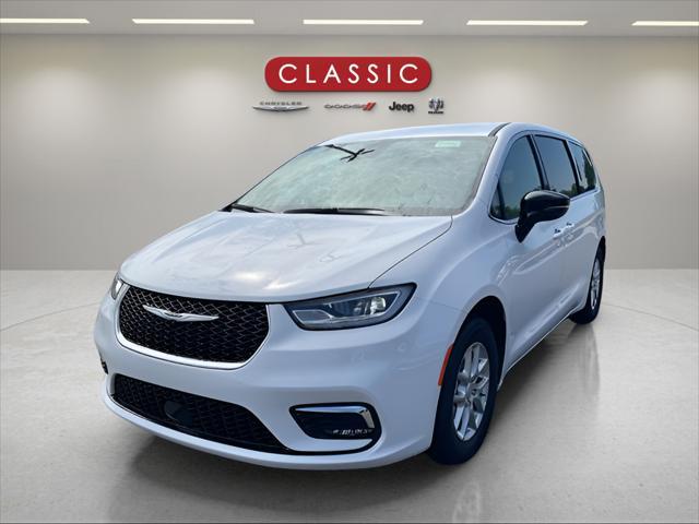 new 2025 Chrysler Pacifica car, priced at $44,445