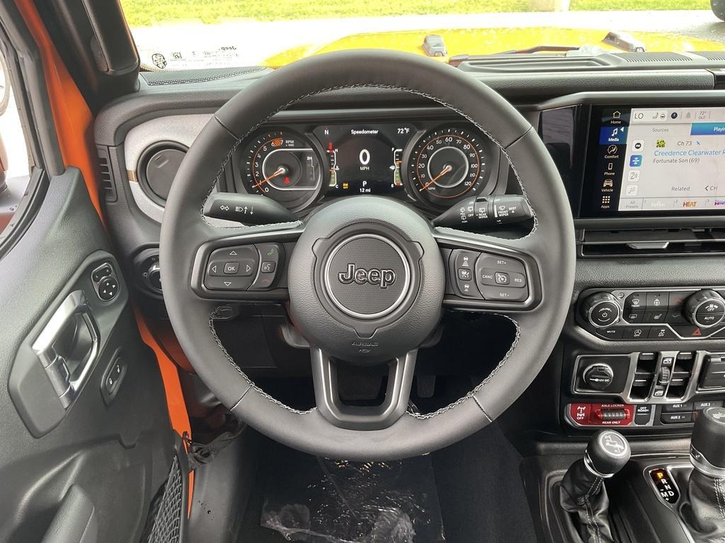 new 2025 Jeep Wrangler car, priced at $51,698