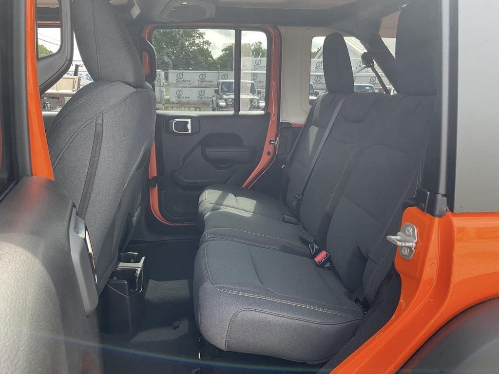 new 2025 Jeep Wrangler car, priced at $51,698