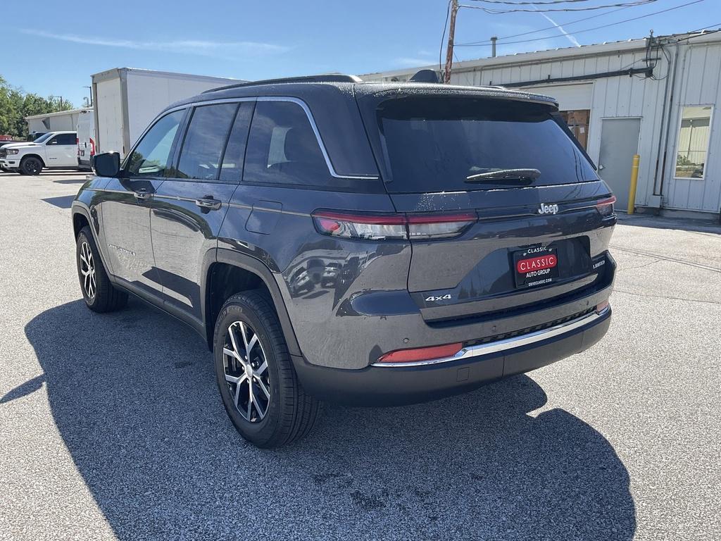 new 2025 Jeep Grand Cherokee car, priced at $45,877
