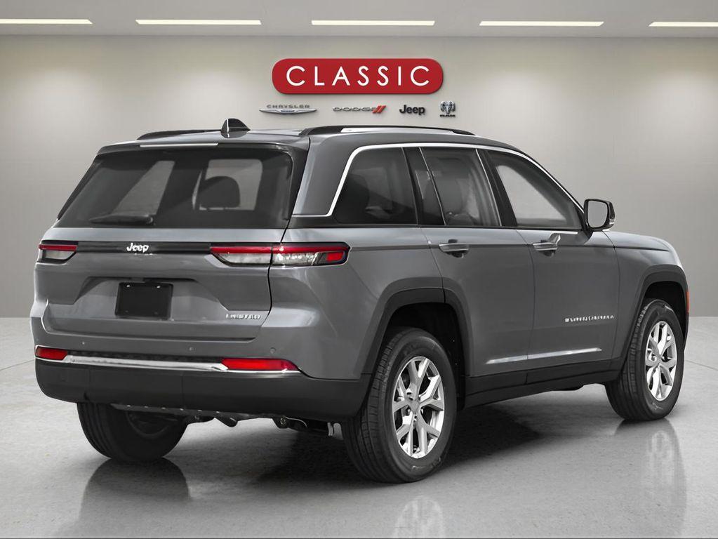 used 2022 Jeep Grand Cherokee car, priced at $35,999
