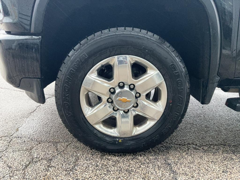 used 2022 Chevrolet Silverado 2500 car, priced at $39,990