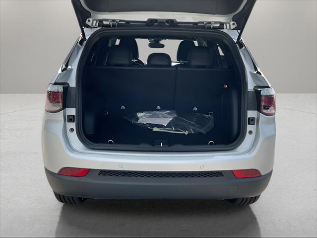 new 2025 Jeep Compass car, priced at $40,105