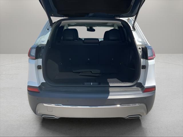 used 2021 Jeep Cherokee car, priced at $23,499