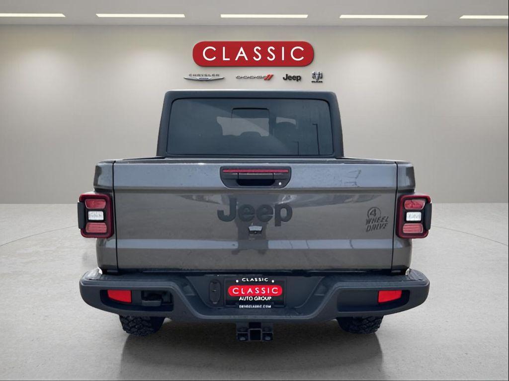 new 2025 Jeep Gladiator car, priced at $50,171