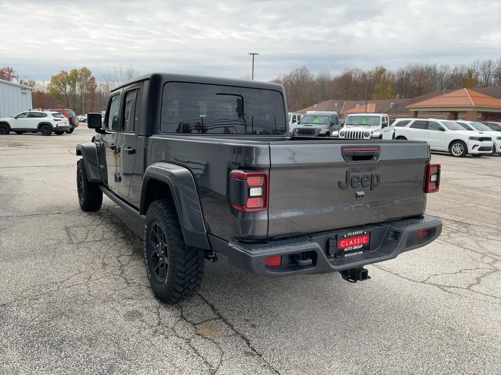 new 2025 Jeep Gladiator car, priced at $50,171