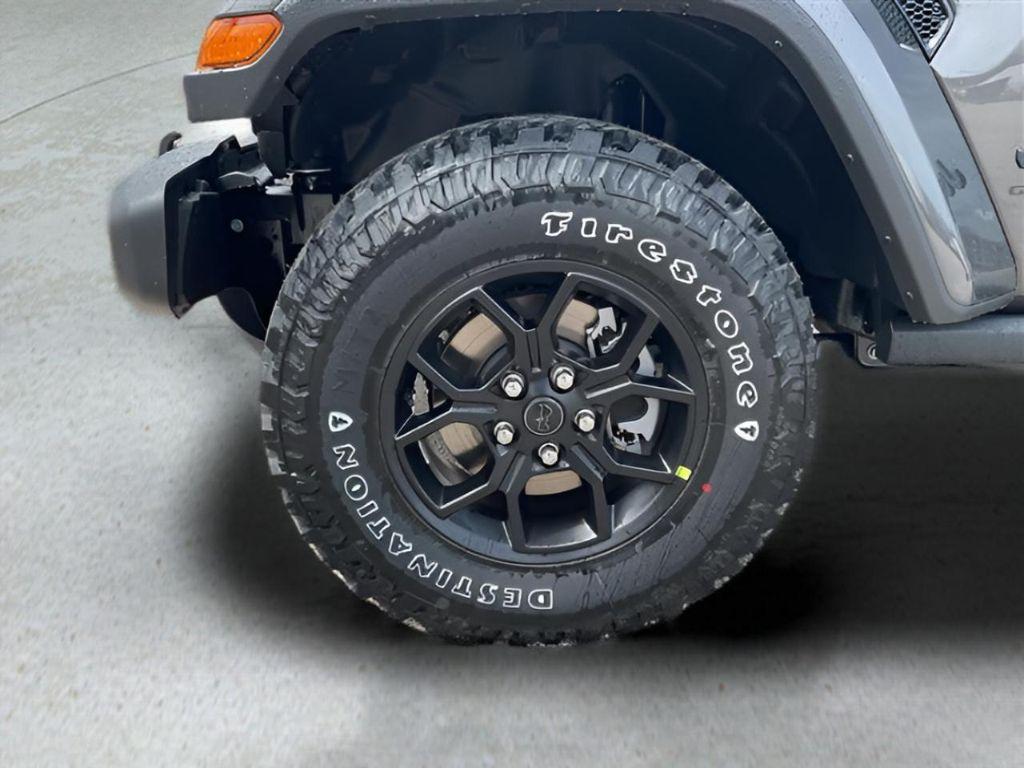 new 2025 Jeep Gladiator car, priced at $50,171