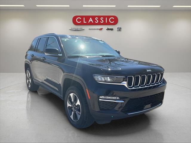 new 2025 Jeep Grand Cherokee 4xe car, priced at $61,880