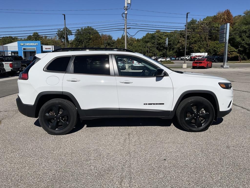 used 2023 Jeep Cherokee car, priced at $26,990