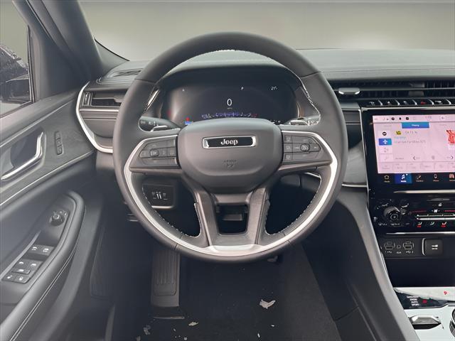 new 2025 Jeep Grand Cherokee car, priced at $47,295