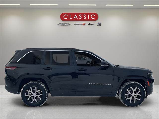 new 2025 Jeep Grand Cherokee car, priced at $47,295