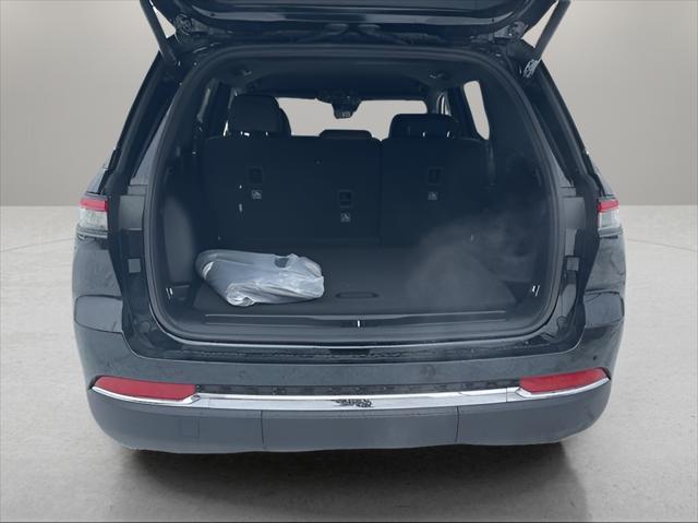 new 2025 Jeep Grand Cherokee car, priced at $47,295