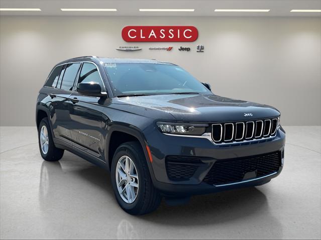 new 2025 Jeep Grand Cherokee car, priced at $42,175