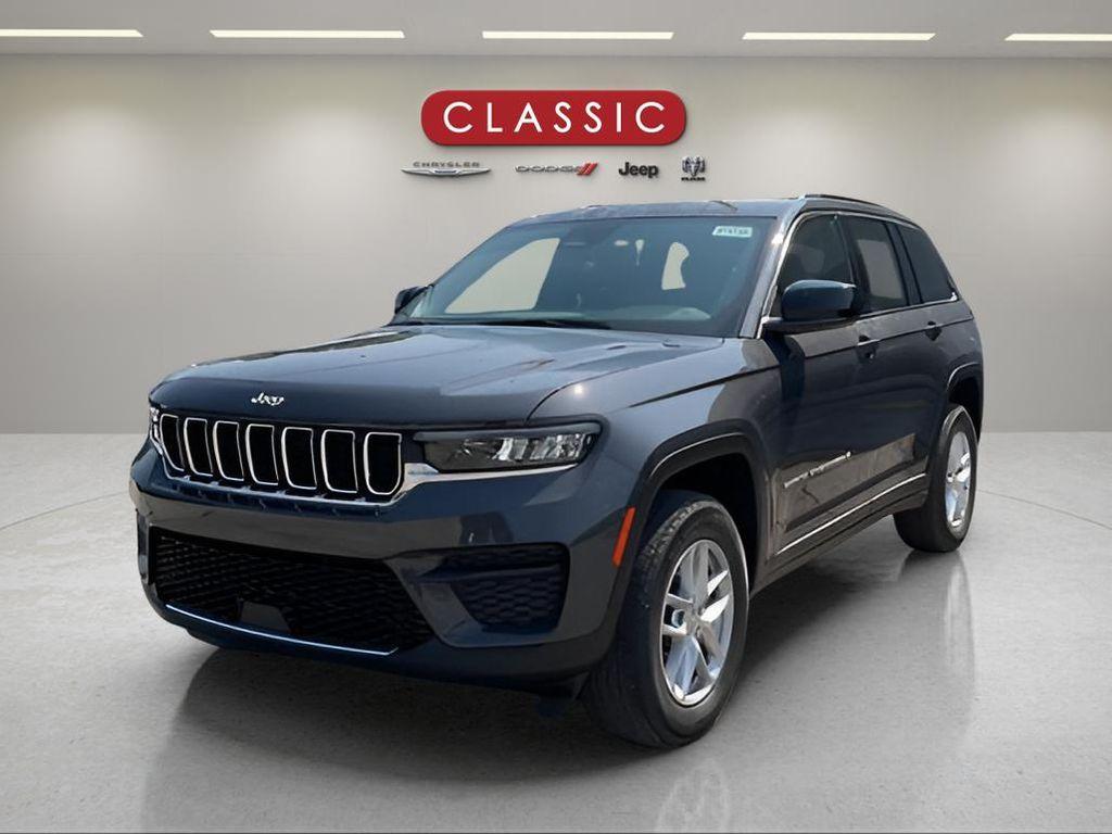 new 2025 Jeep Grand Cherokee car, priced at $38,754