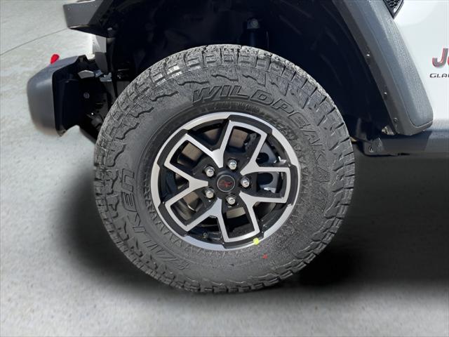 new 2025 Jeep Gladiator car, priced at $57,205