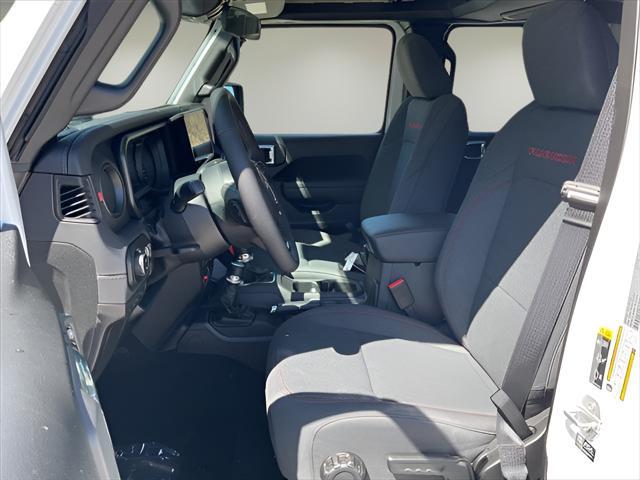 new 2025 Jeep Gladiator car, priced at $57,205