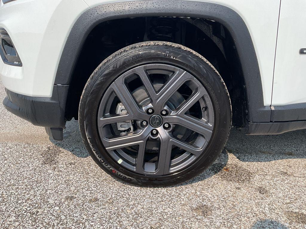 new 2025 Jeep Compass car, priced at $39,510