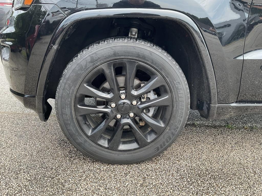 used 2020 Jeep Grand Cherokee car, priced at $25,999