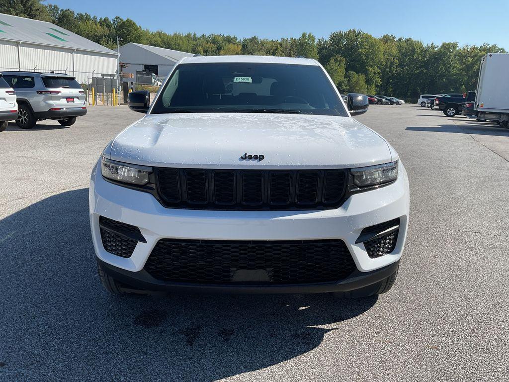 new 2025 Jeep Grand Cherokee car, priced at $44,348