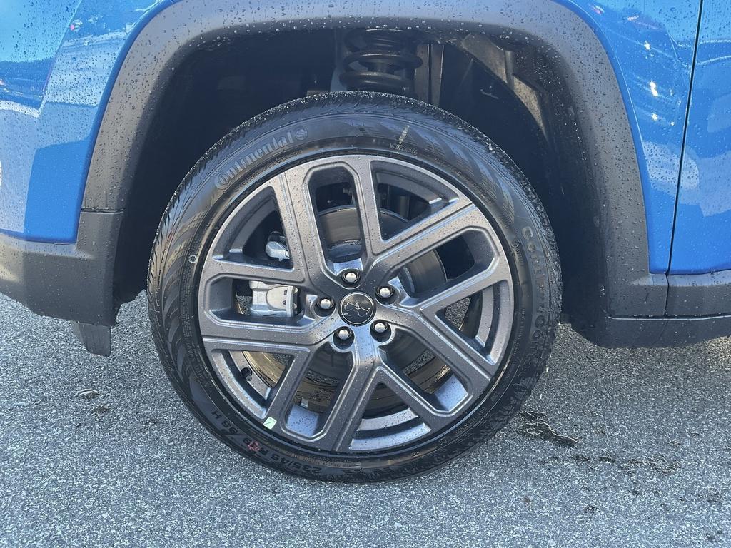 new 2026 Jeep Compass car, priced at $36,690