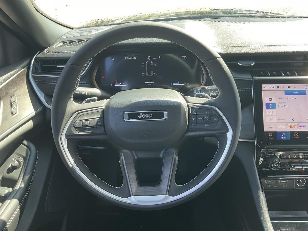 new 2025 Jeep Grand Cherokee L car, priced at $46,327