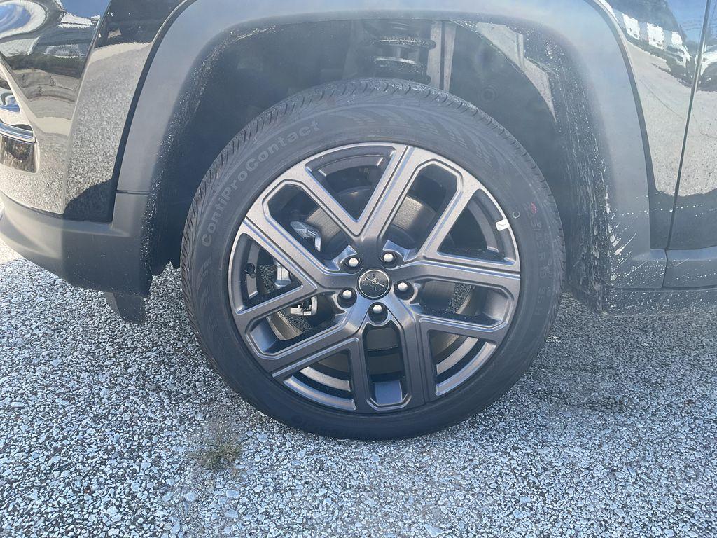 new 2026 Jeep Compass car, priced at $37,345