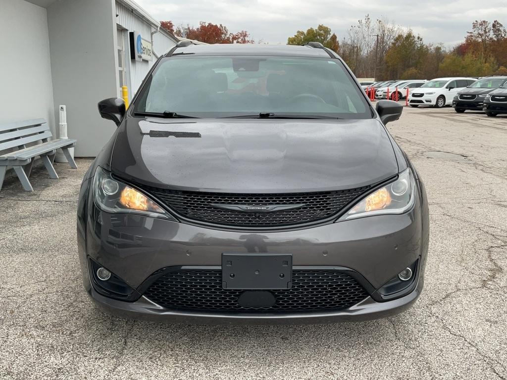 used 2020 Chrysler Pacifica car, priced at $32,990