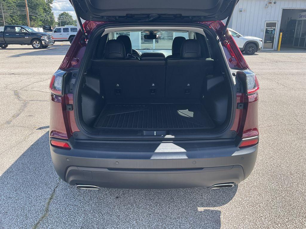 used 2021 Jeep Cherokee car, priced at $23,995