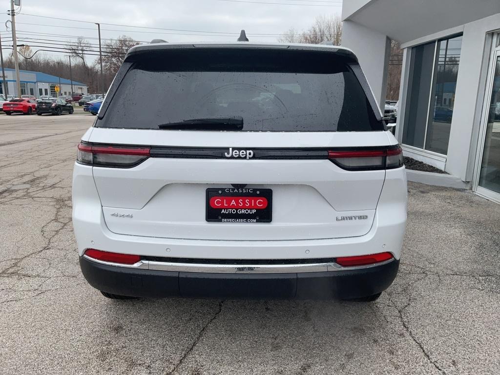 new 2025 Jeep Grand Cherokee car, priced at $46,344