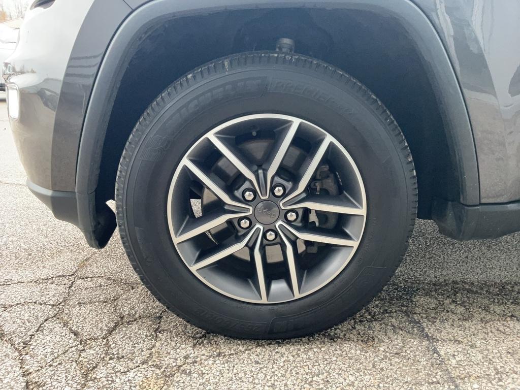 used 2021 Jeep Grand Cherokee car, priced at $26,990