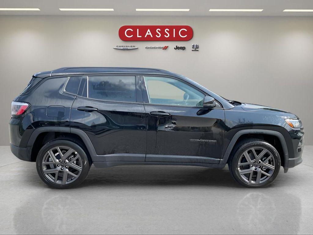 new 2025 Jeep Compass car, priced at $40,105