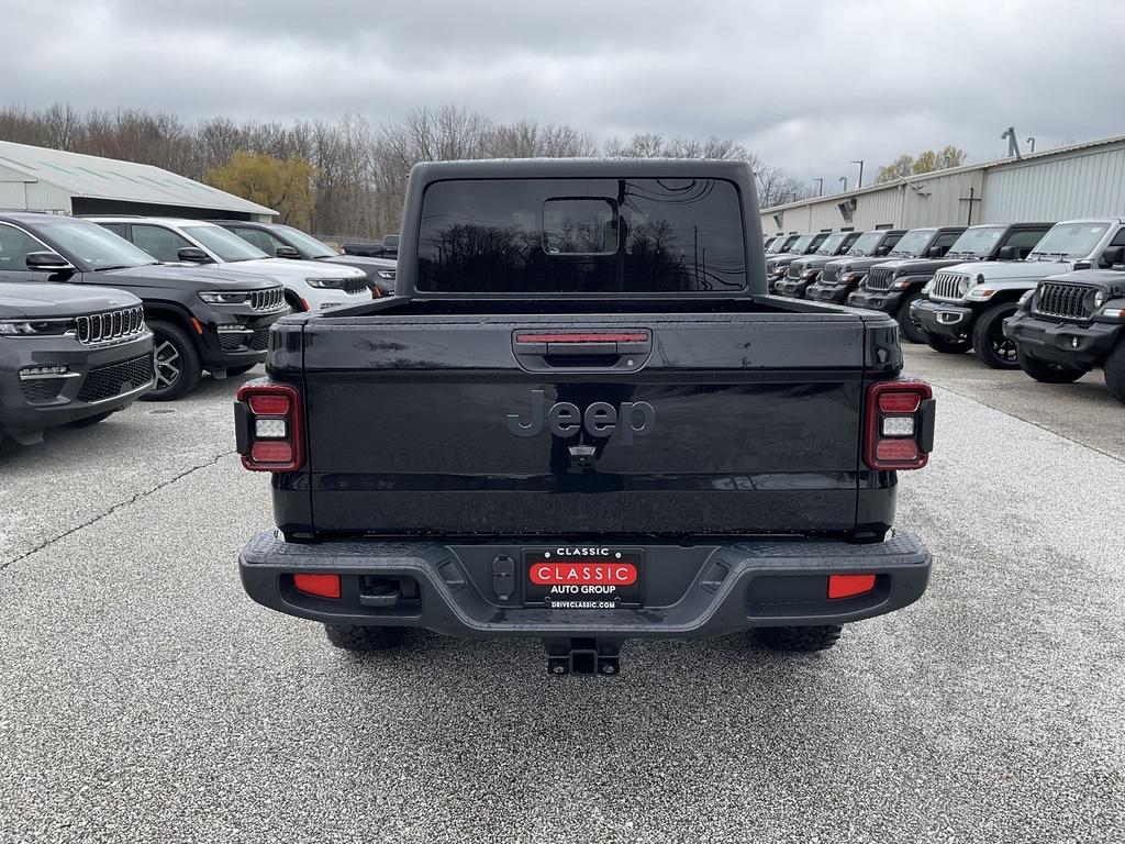 new 2025 Jeep Gladiator car, priced at $48,671