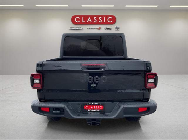new 2025 Jeep Gladiator car, priced at $53,175