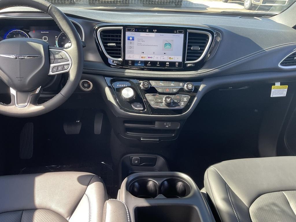 new 2026 Chrysler Pacifica car, priced at $46,140