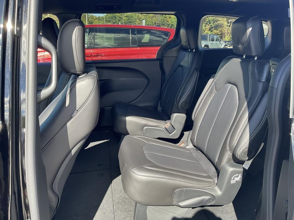 new 2026 Chrysler Pacifica car, priced at $46,140