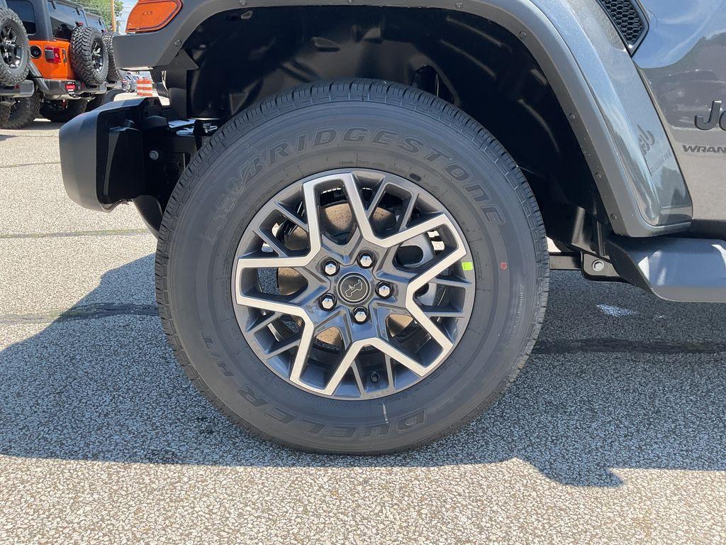 new 2025 Jeep Wrangler car, priced at $59,120