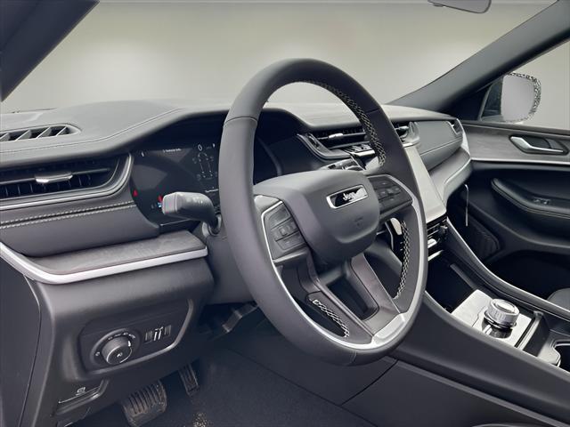 new 2025 Jeep Grand Cherokee L car, priced at $51,515