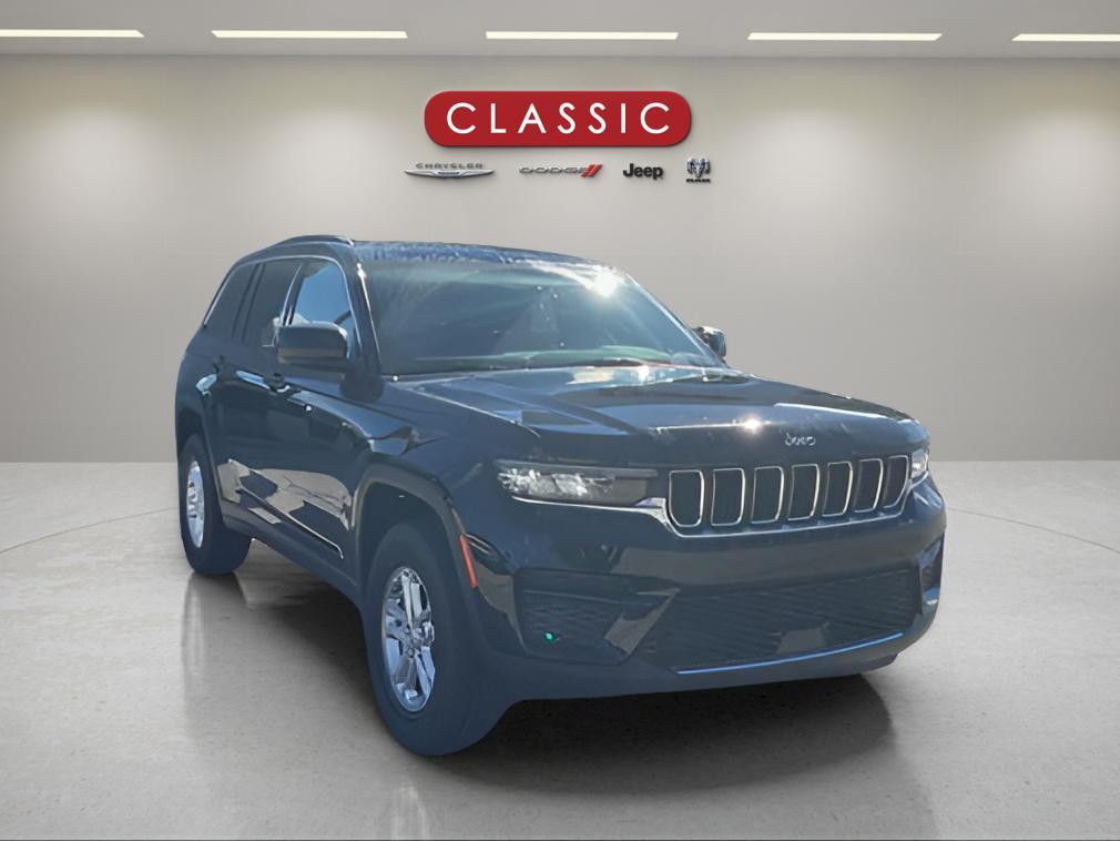 new 2025 Jeep Grand Cherokee car, priced at $41,425