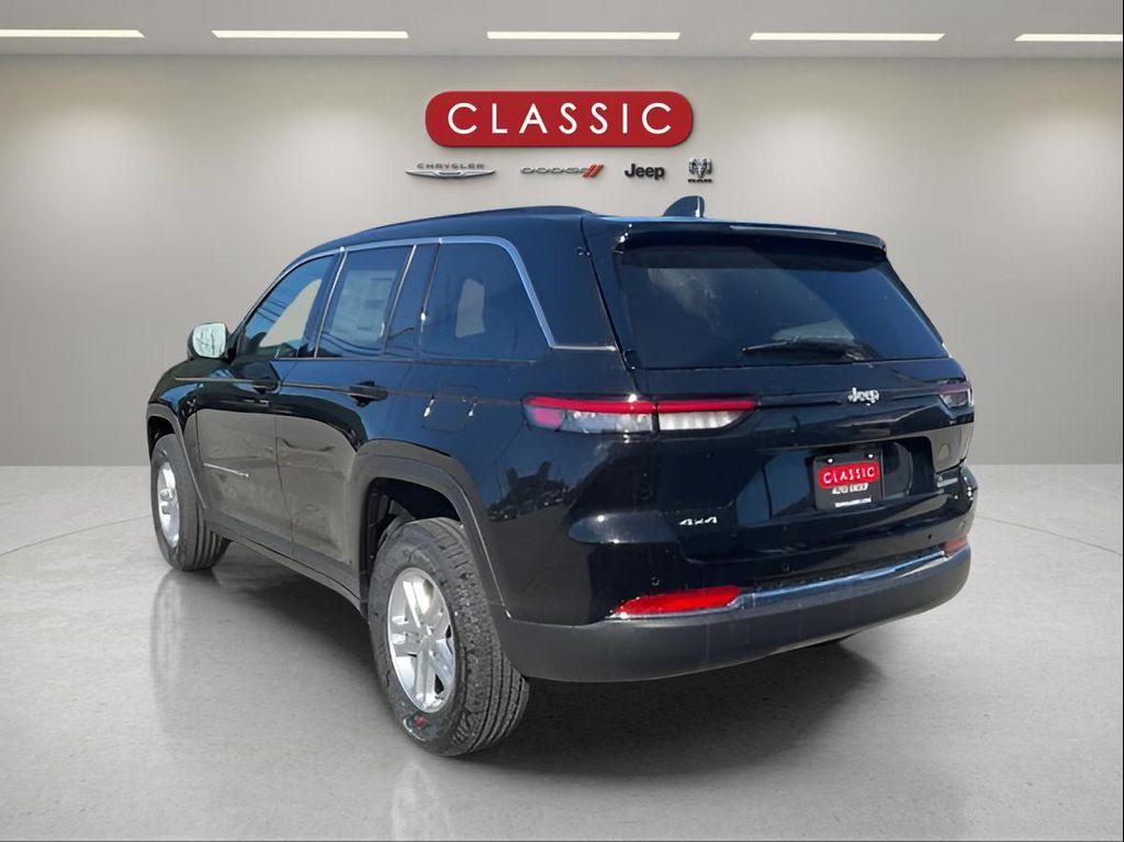 new 2025 Jeep Grand Cherokee car, priced at $41,425