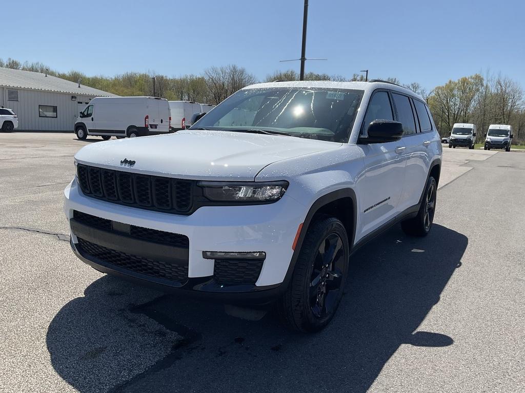 new 2025 Jeep Grand Cherokee L car, priced at $51,985