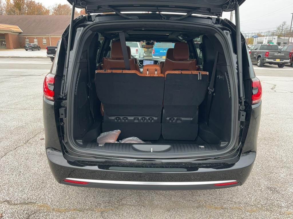 used 2026 Chrysler Pacifica car, priced at $58,990
