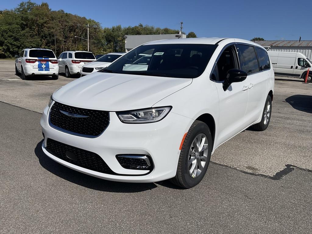 new 2026 Chrysler Pacifica car, priced at $46,140