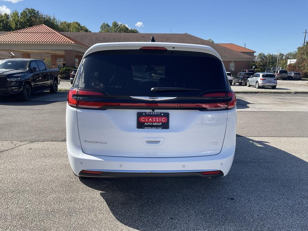 new 2026 Chrysler Pacifica car, priced at $46,140