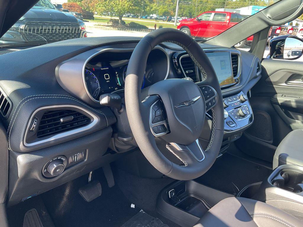 new 2026 Chrysler Pacifica car, priced at $49,640