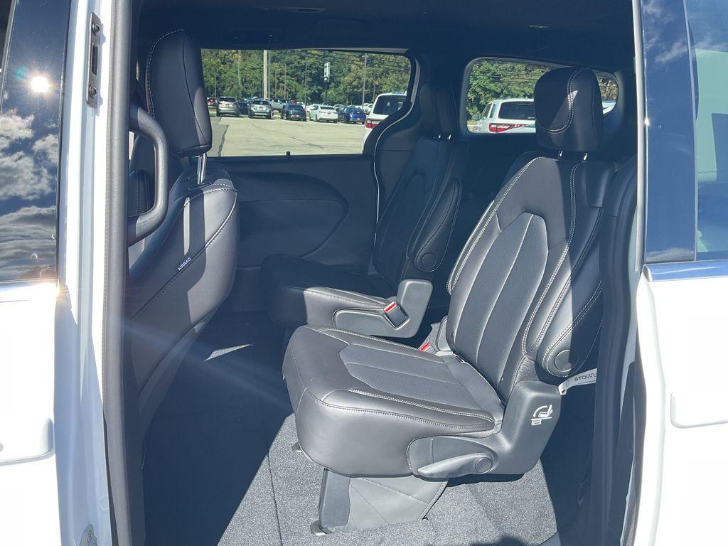 new 2026 Chrysler Pacifica car, priced at $49,640