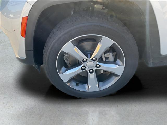 used 2021 Jeep Grand Cherokee L car, priced at $29,495