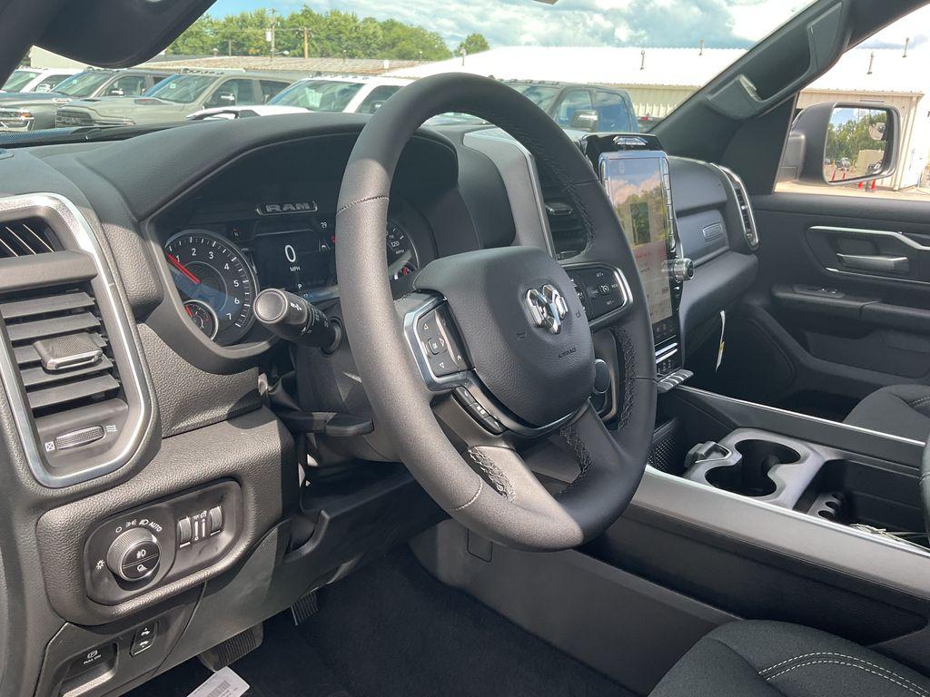 new 2025 Ram 1500 car, priced at $59,455