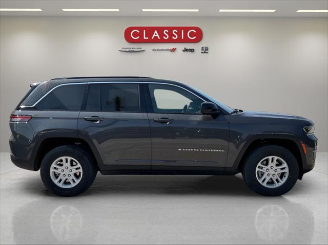 new 2025 Jeep Grand Cherokee car, priced at $41,425