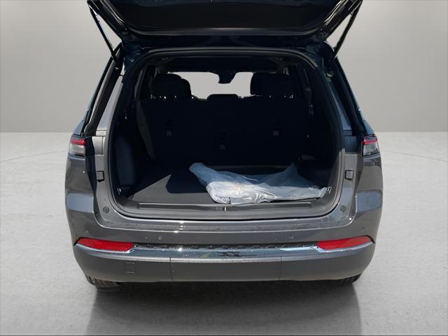 new 2025 Jeep Grand Cherokee car, priced at $41,425
